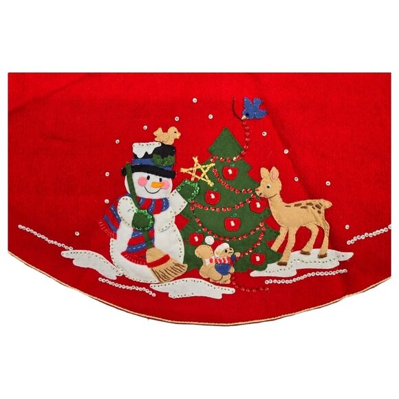 Vtg Red Felt Christmas Tree Skirt 34" Snowman Reindeer Sequin Embroidery Decor - Picture 2 of 12
